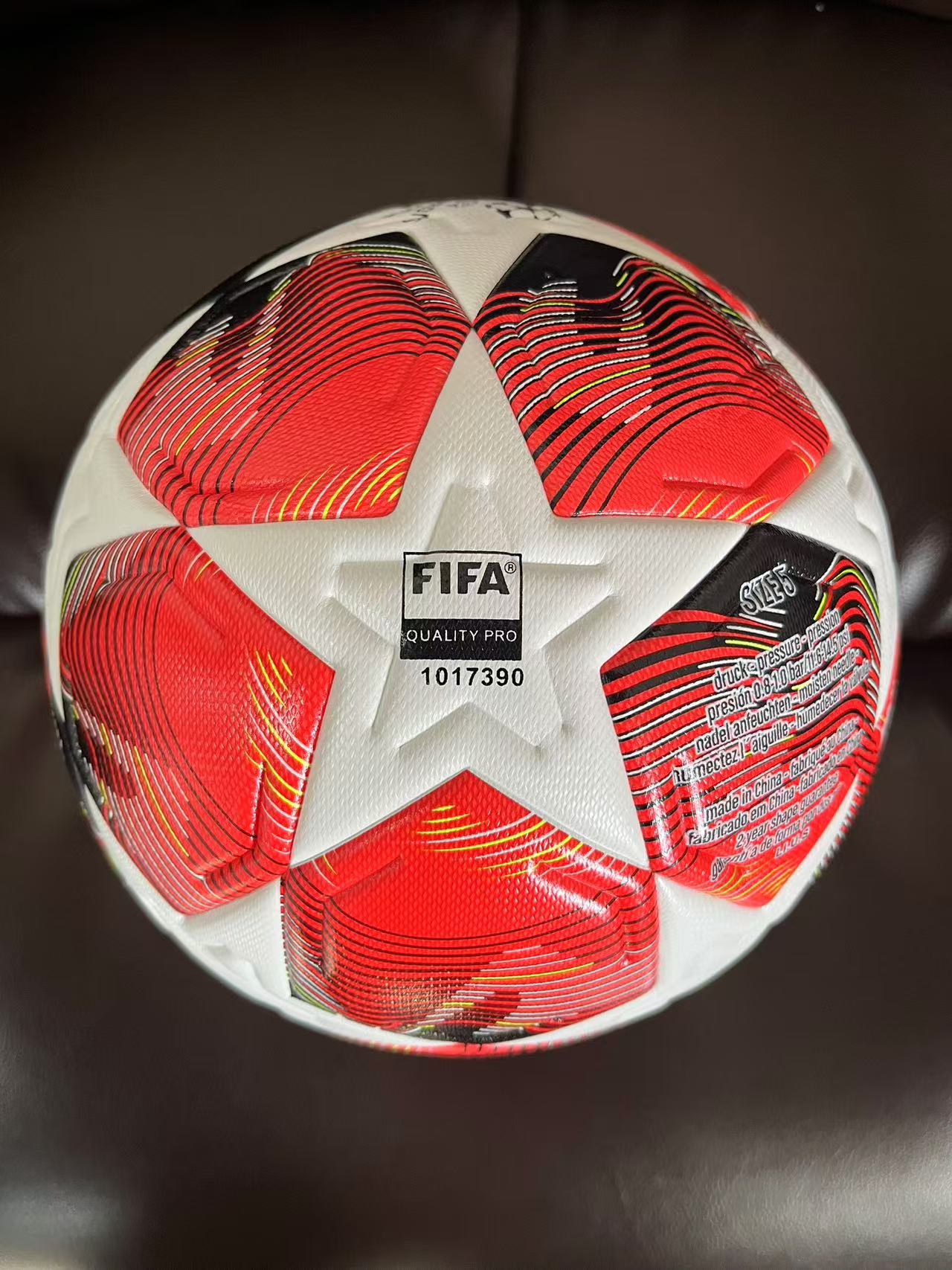 Bola de Futebol Adidas Uefa Champions League 24/25 - Imagem 4