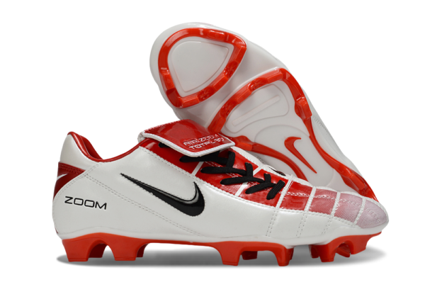 Chuteira Nike Total 90 Elite - Campo